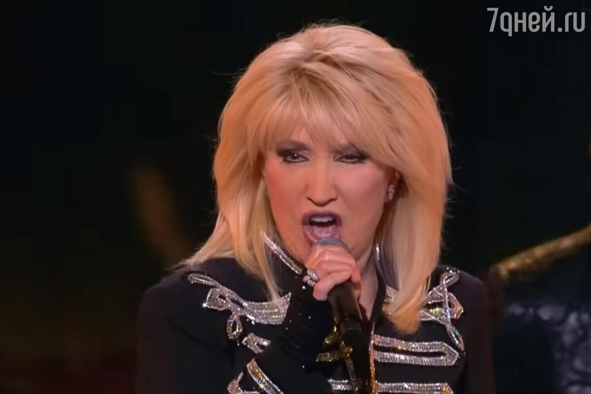 Ирина Аллегрова поет