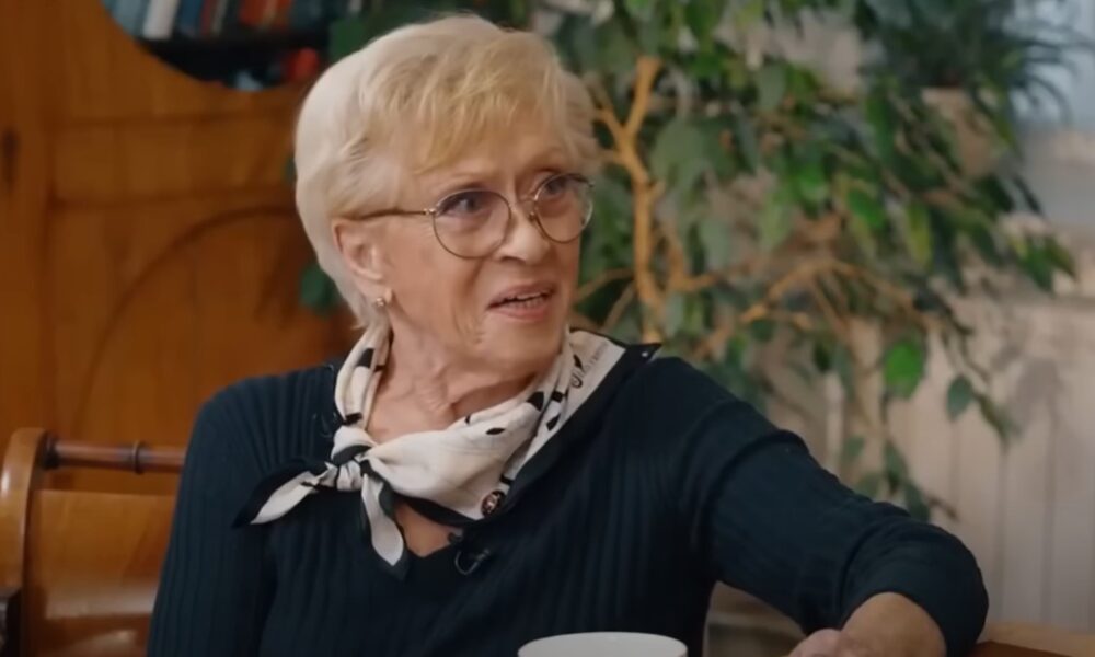 Алиса Фрейндлих