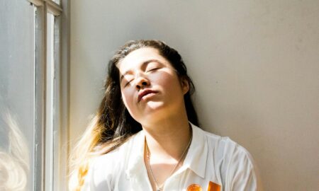 Уставшая женщина