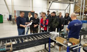 студенты на практике