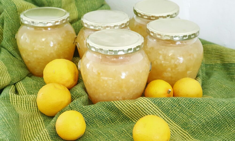 Пять банок варенья из лимона