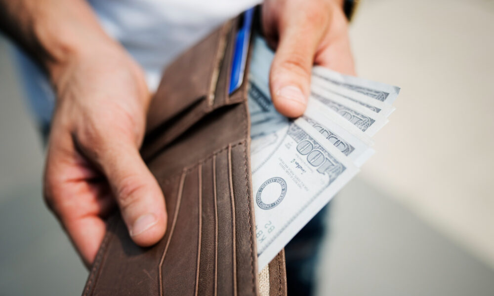 Деньги в кошельке