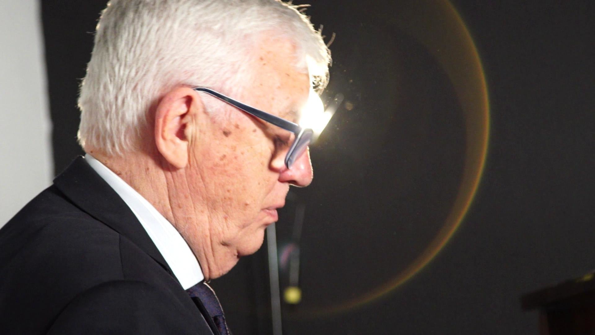 Раймонд Паулс