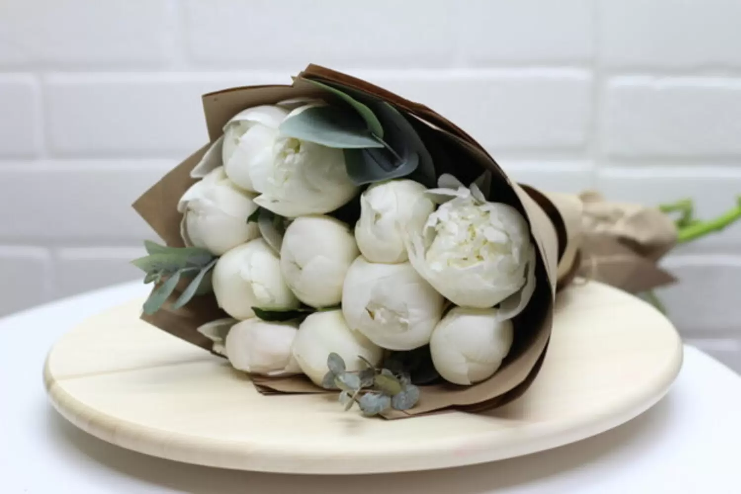 букет из белых роз