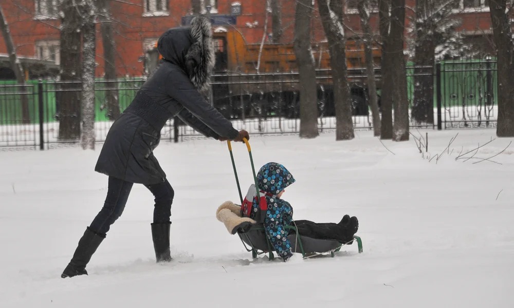 женщина с ребёнком
