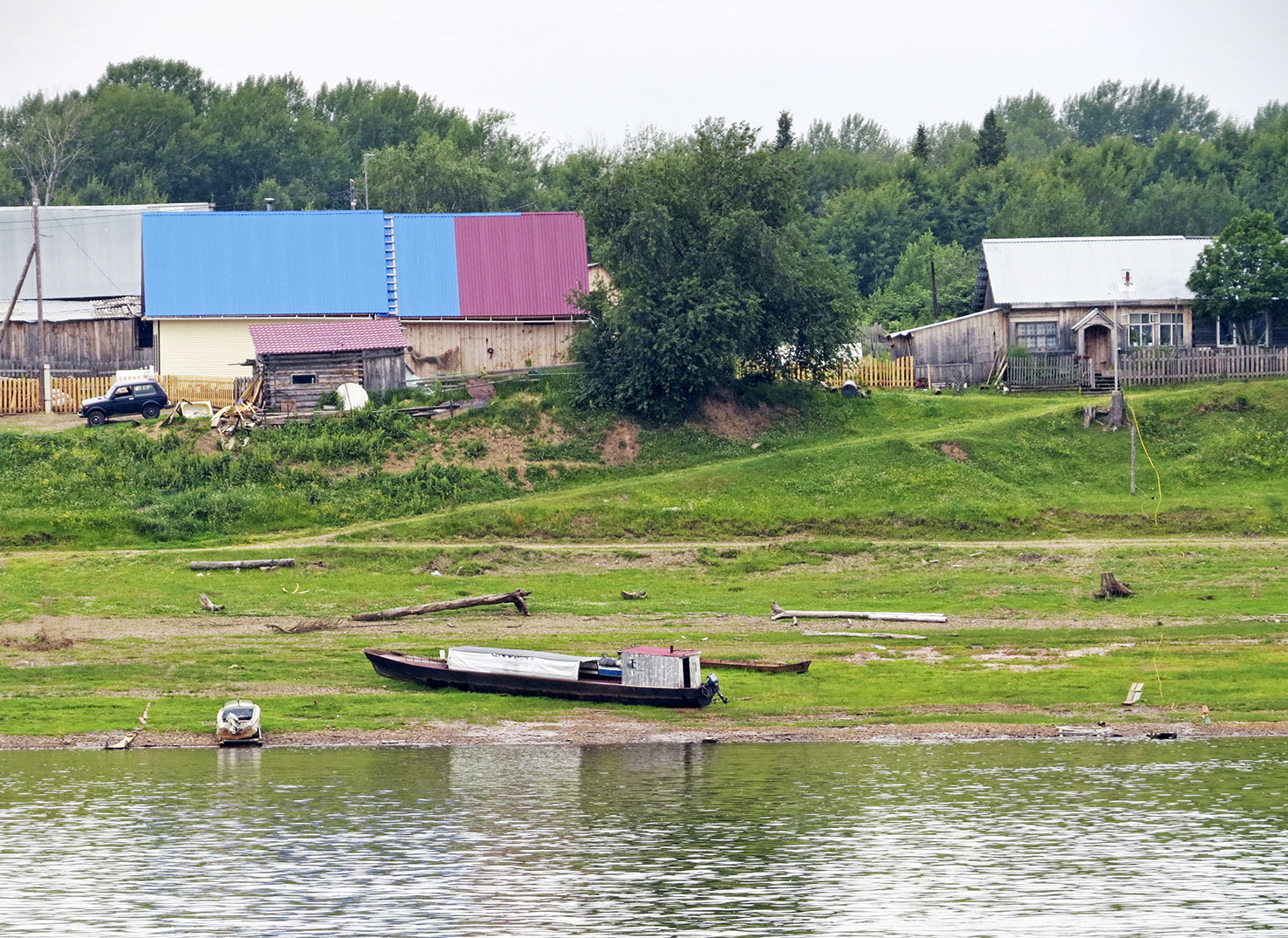 село на реке