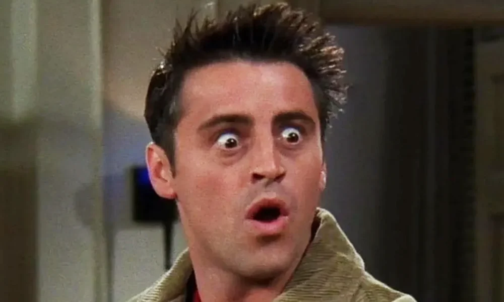 удивлённый человек