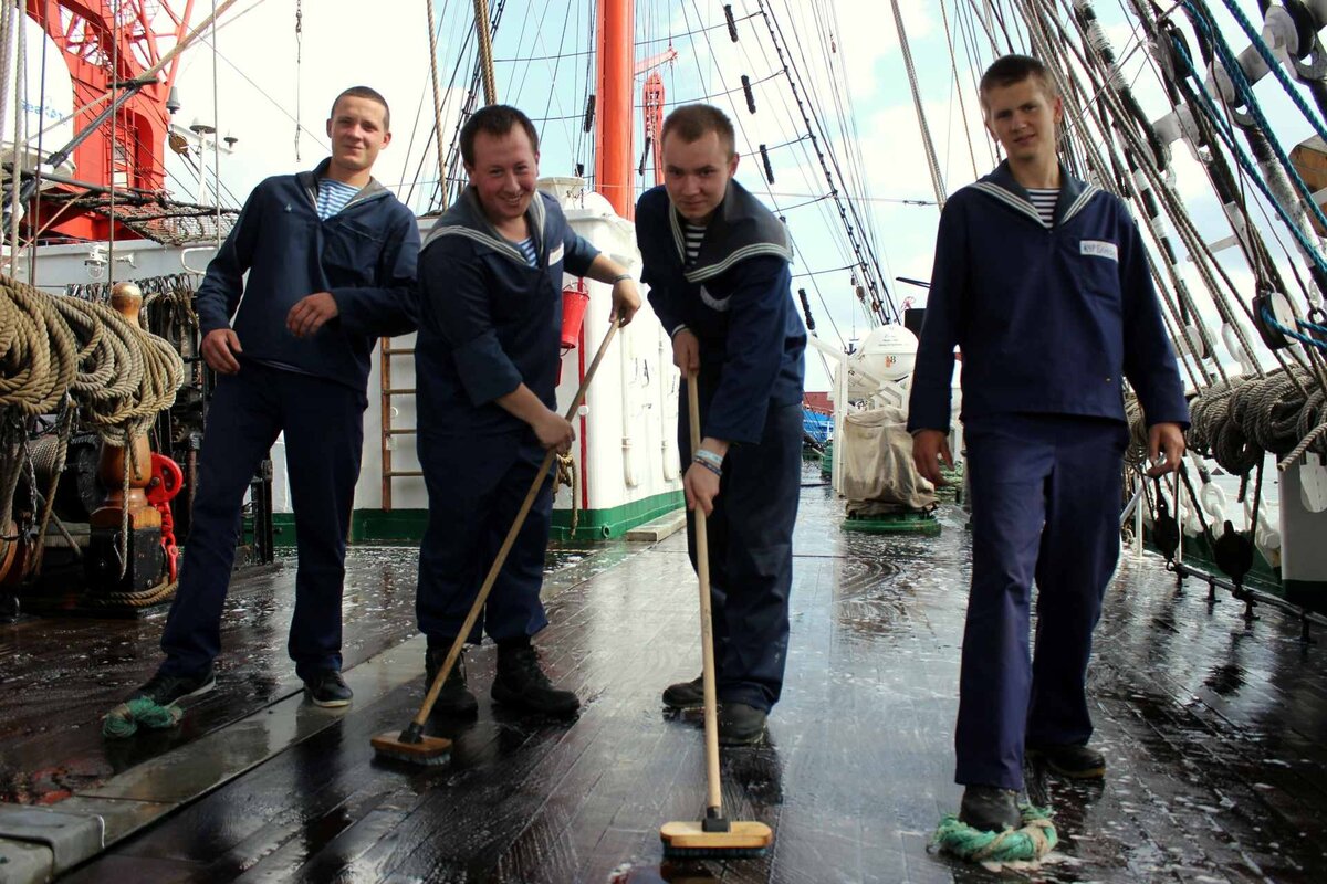 натирание палубы