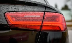 поворотник автомобиля