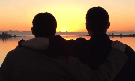 два человека