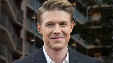 Никита Ефремов