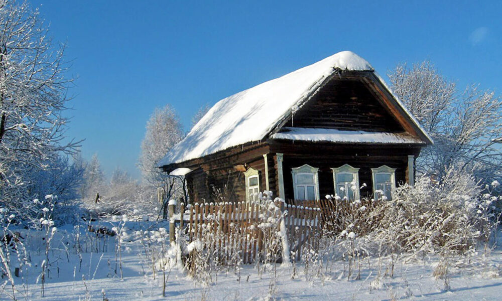 изба зимой