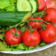 огурцы и помидоры
