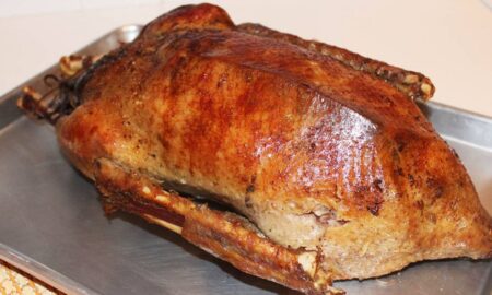 гусь в духовке