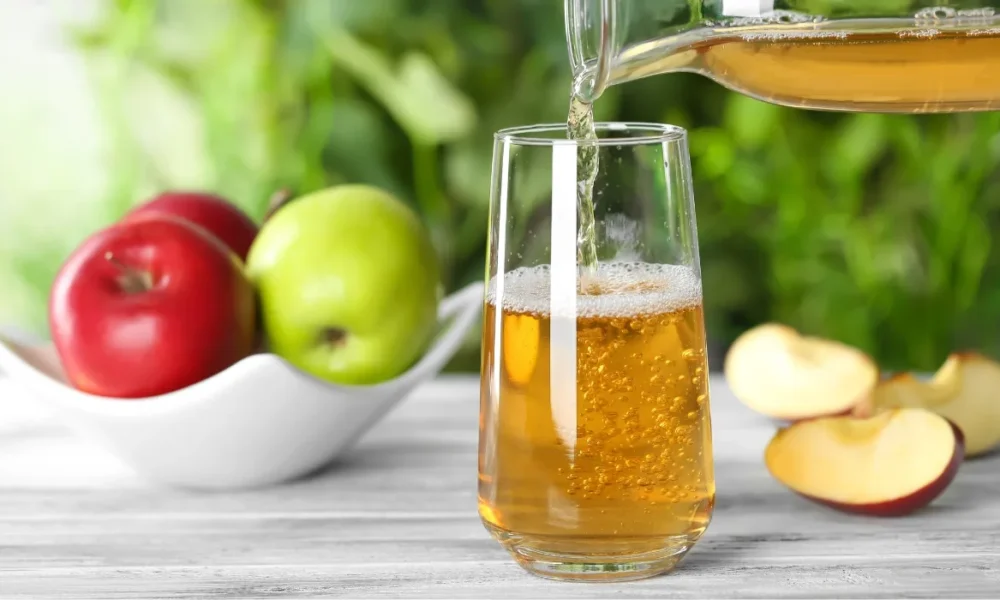 яблочный сок