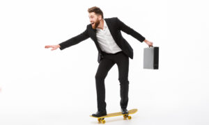 человек в деловом костюме