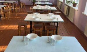 alt посуда на столах