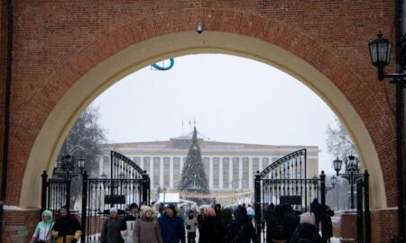 туристы в Великом Новгороде