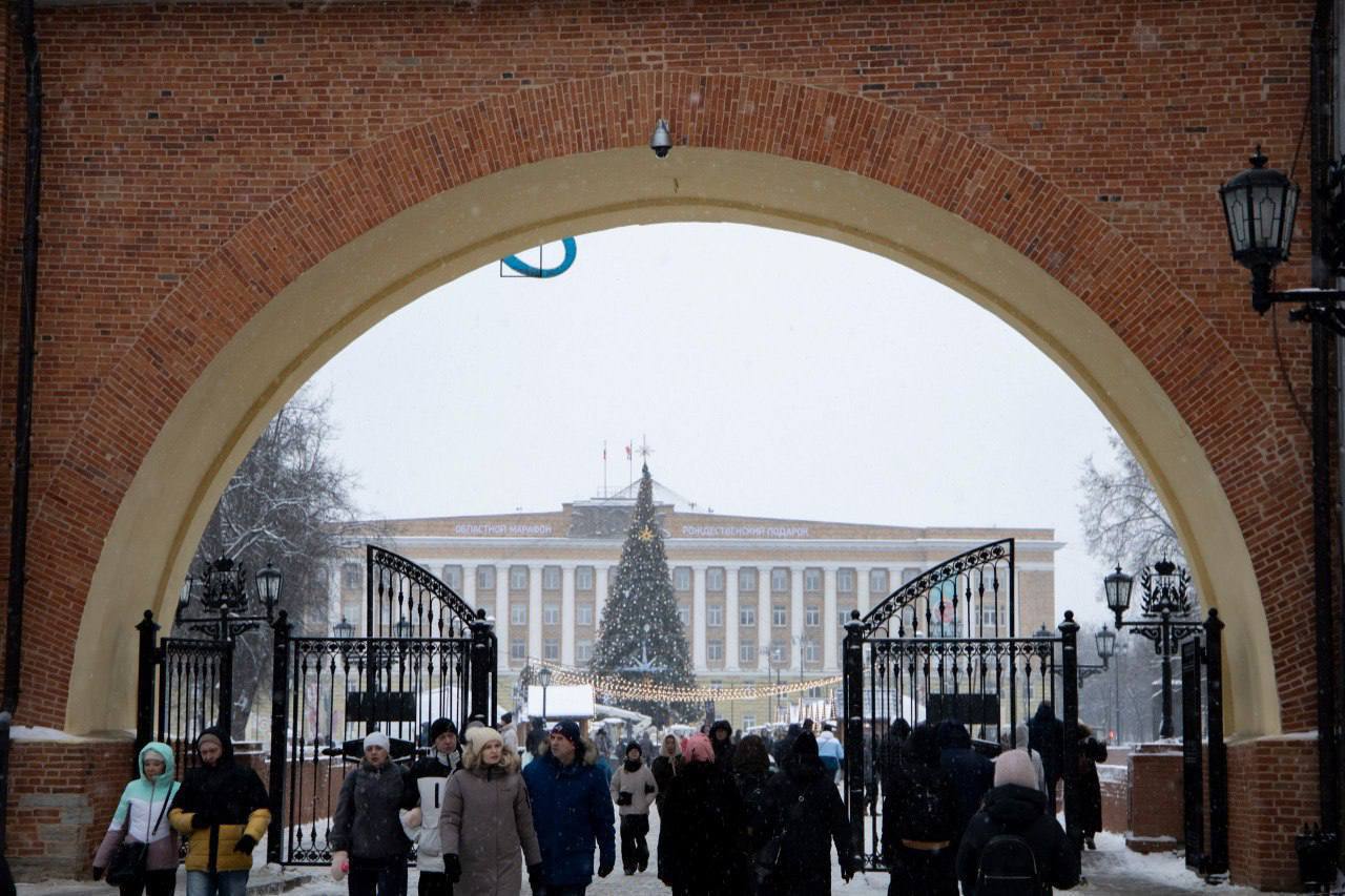 туристы в Великом Новгороде