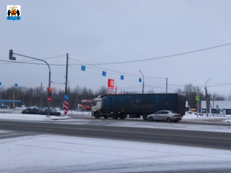 светофор на Торговой стороне