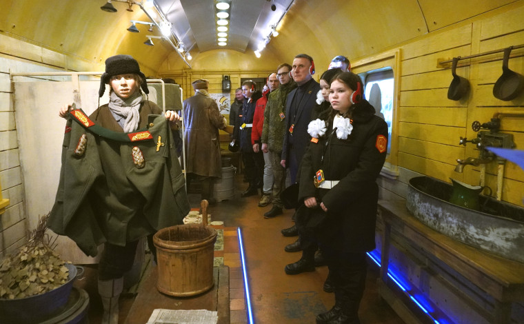 Поезд Победы в Великом Новгороде