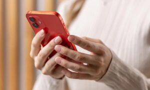 мошенники обманывают новгородцев по телефону