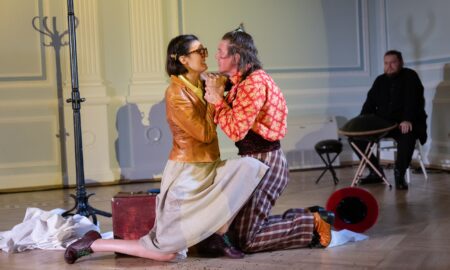 сцена из спектакля на фестивале Достоевского