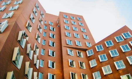 Многоэтажный дом