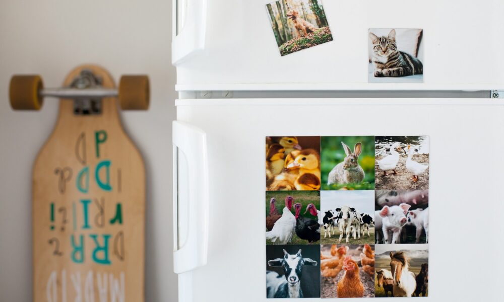 Холодильник с магнитами