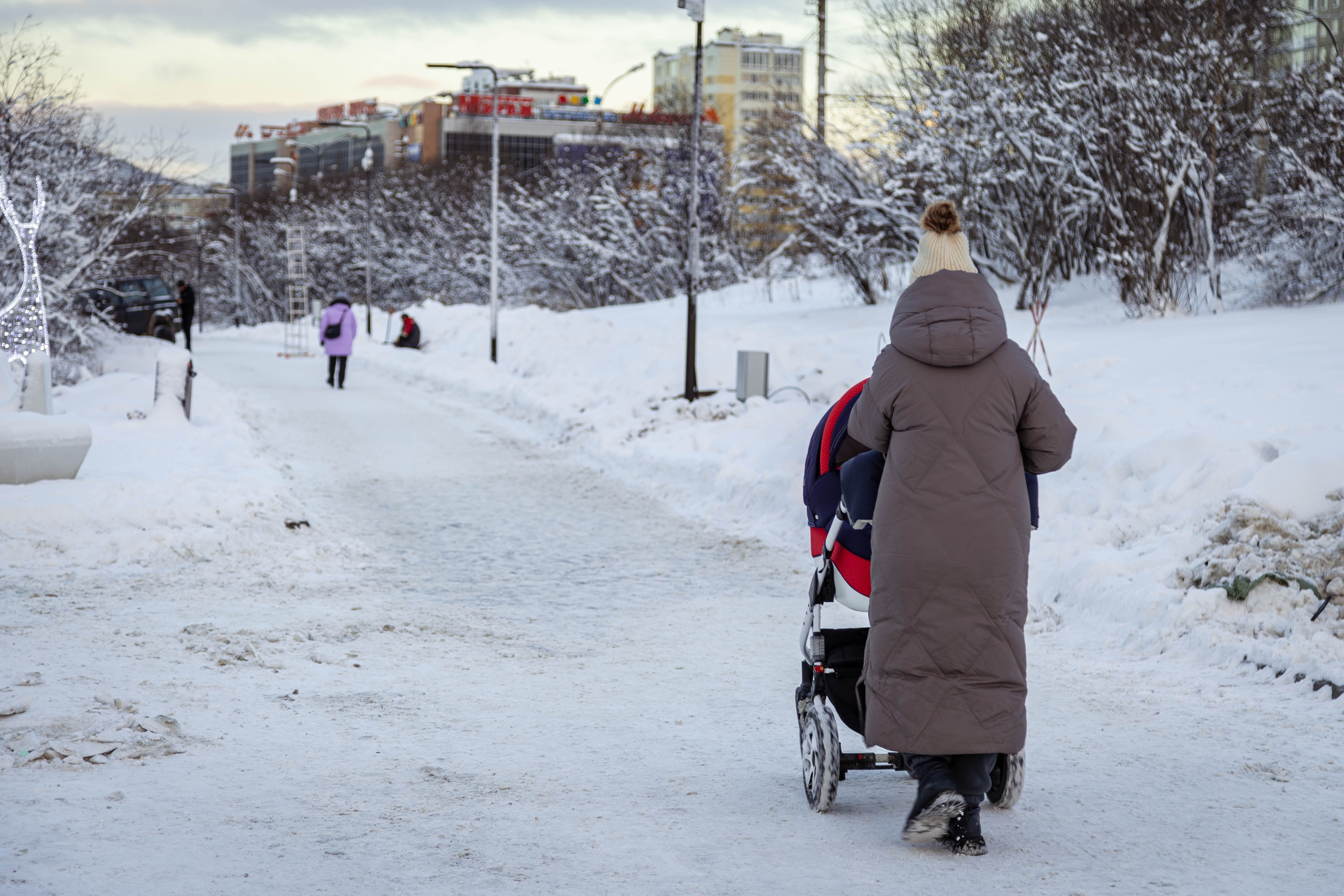 мама с коляской
