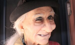 Женщина гадалка