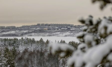 alt город в снегу