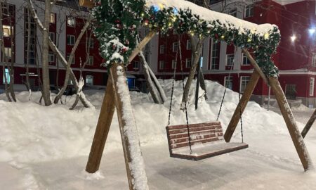 Зимняя скамейка