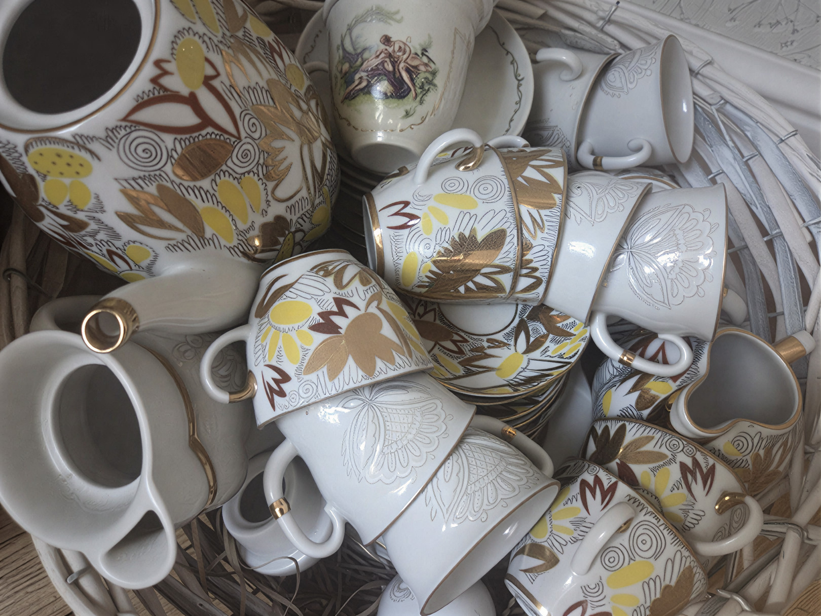 Старый сервиз