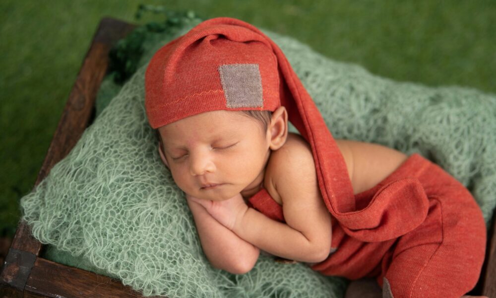 Малыш спит