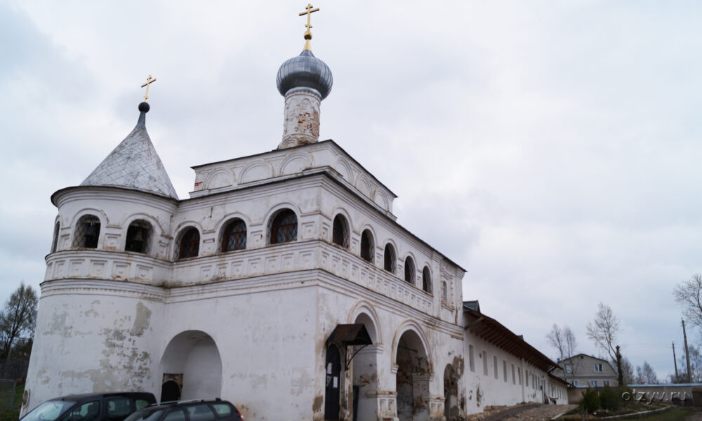 Клобуков монастырь в Кашине