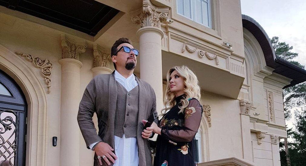 Стас Михайлов с супругой