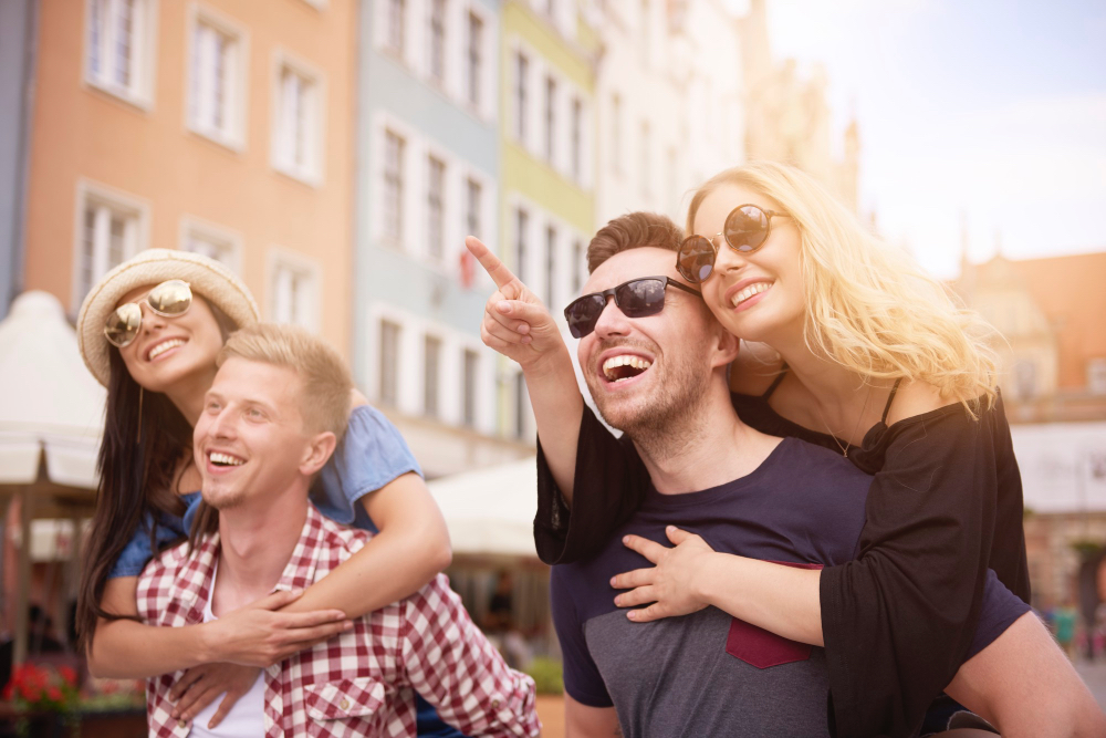 счастливые друзья