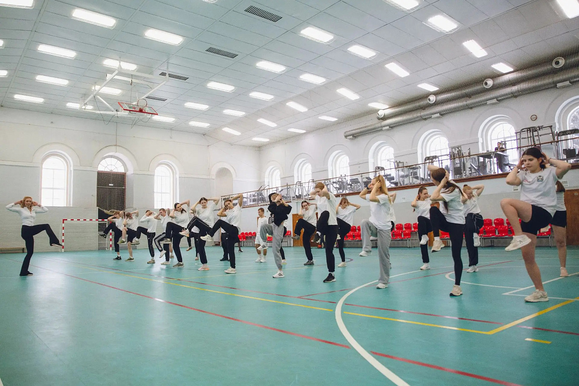 Разминка студентов НовГУ