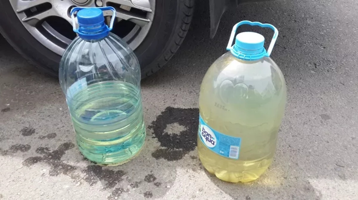 бензин в пластике