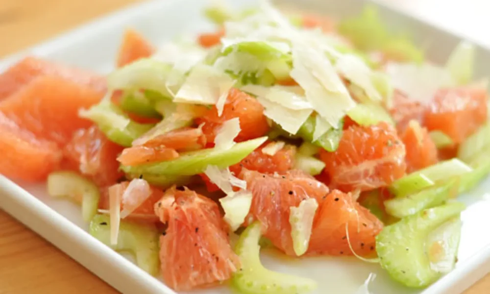 Салат с грейпфрутом