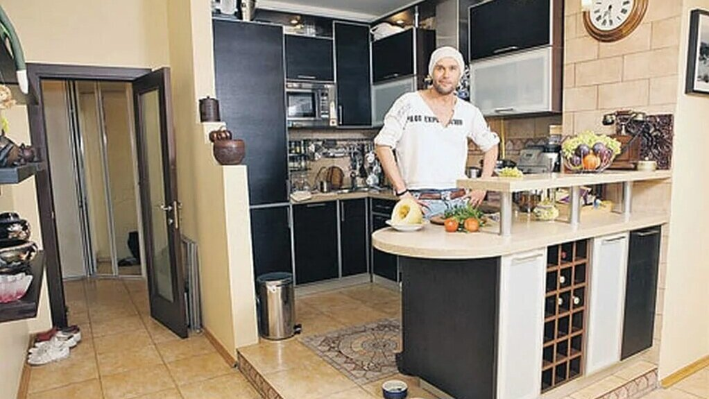 квартира Максима Аверина