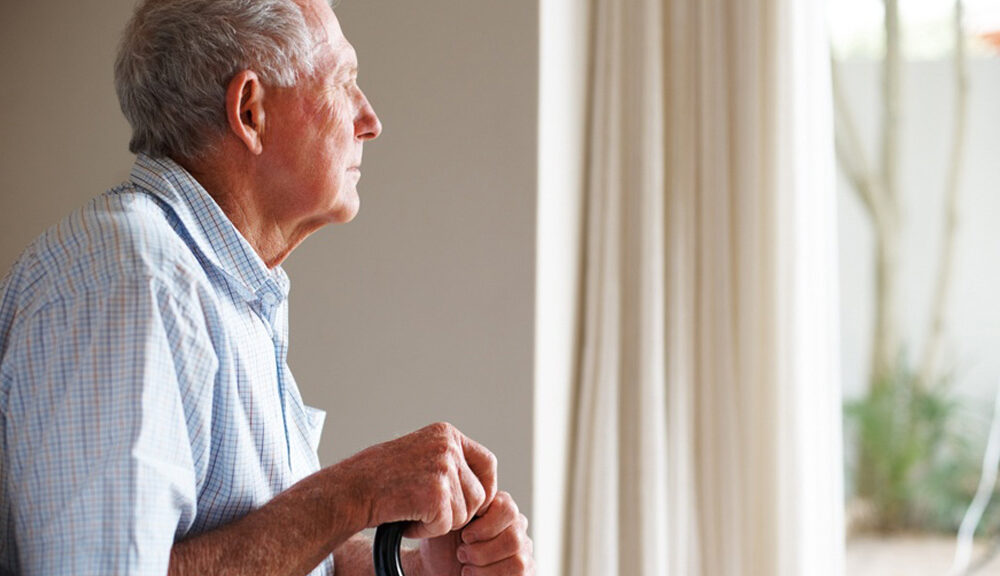 пожилой человек