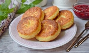 амарантовые сырники