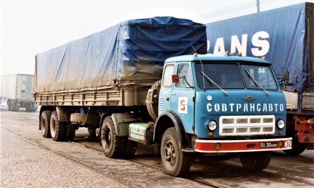 грузовик Совтрансавто