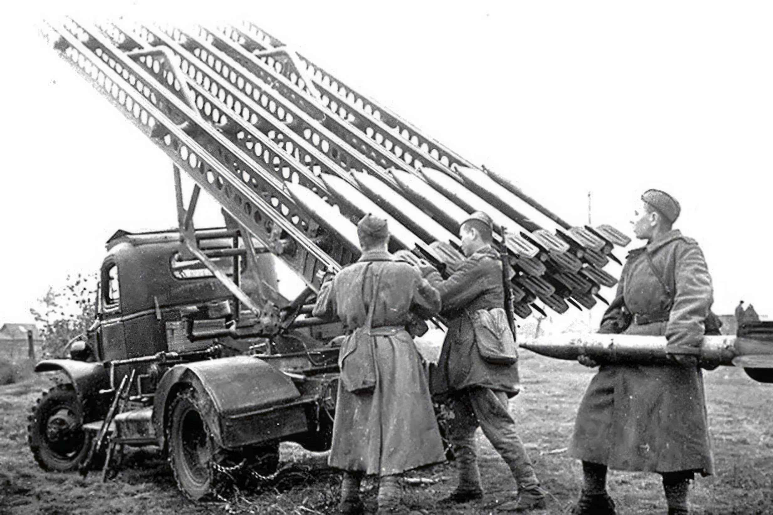 установка залпового огня «Катюша»