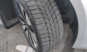 липучка на колёсах