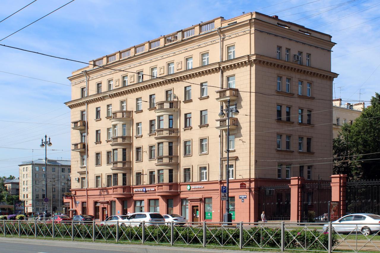 сталинский дом