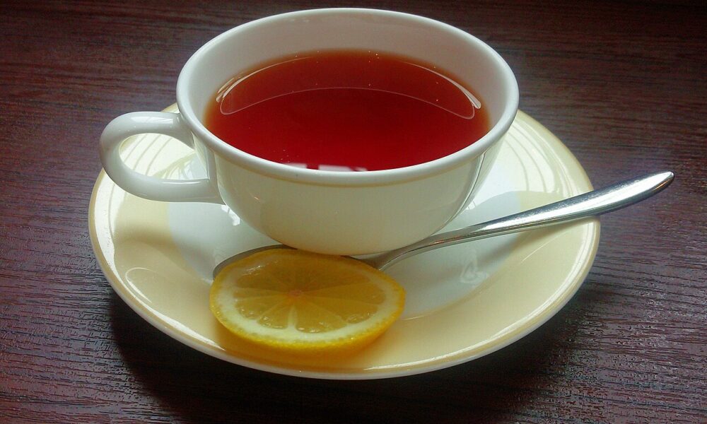 чай с лимоном
