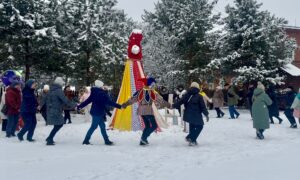 Хоровод на Масленицу